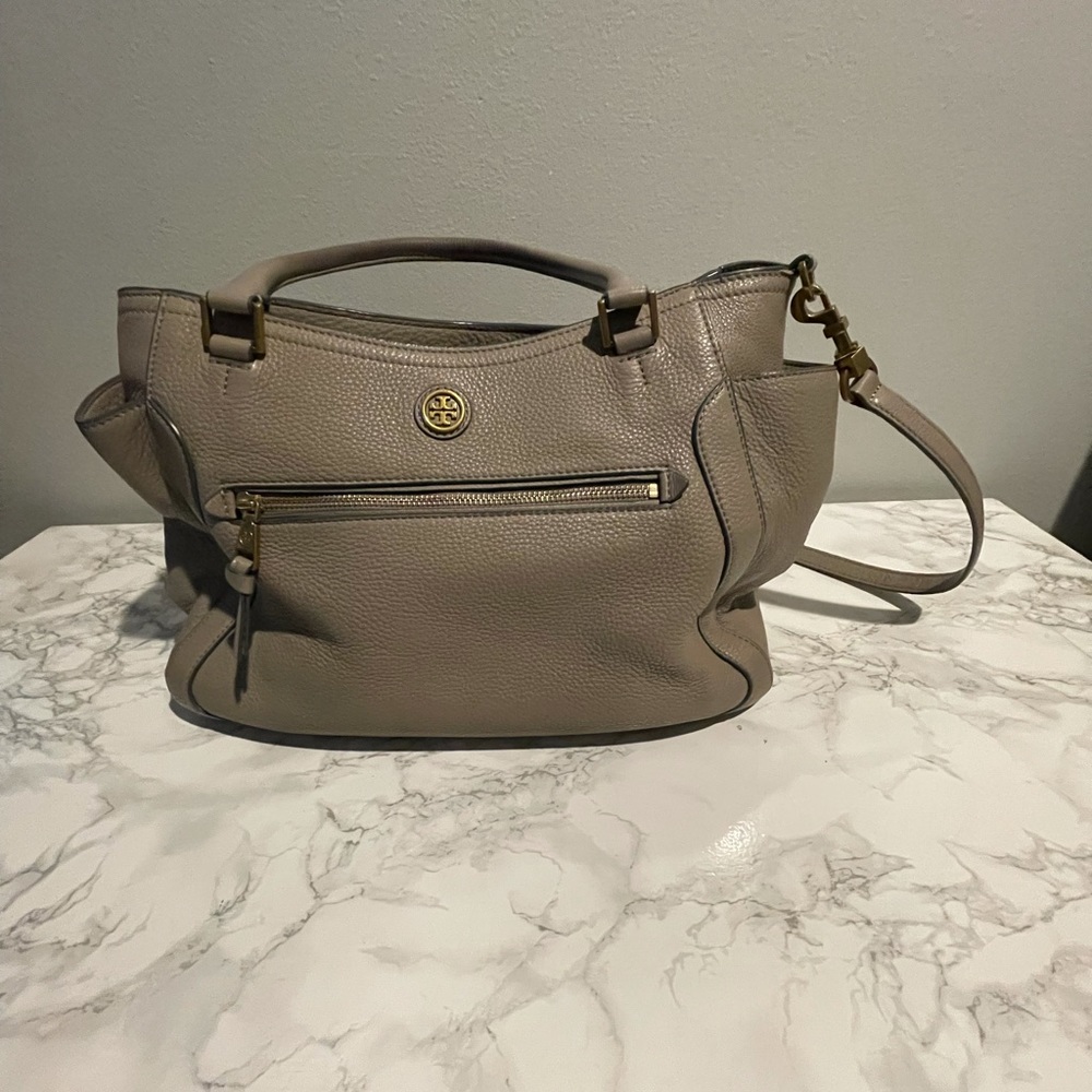 Tory Burch Frances Handbag. - Picture 8 of 10